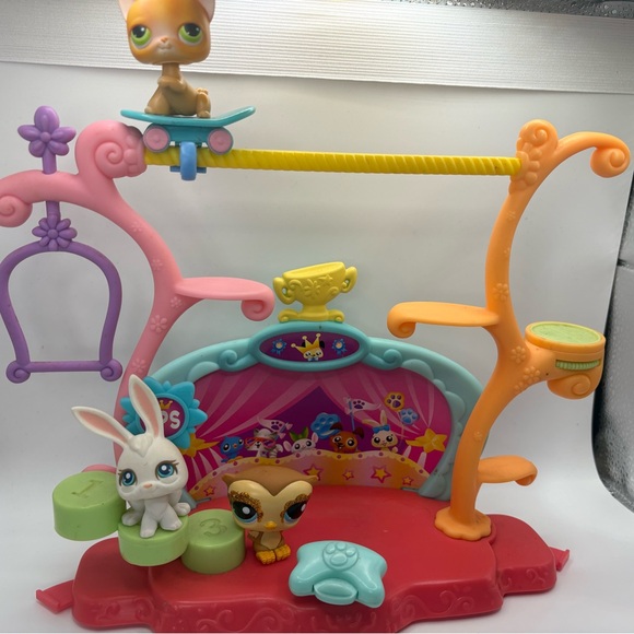 Littlest Pet Shop Circus Playset 🎪 w 3 Pets (Owl, Cat & Bunny - Picture 5 of 7